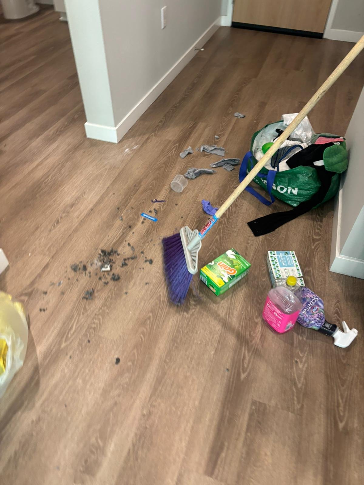 Floor Cleaning & Polishing